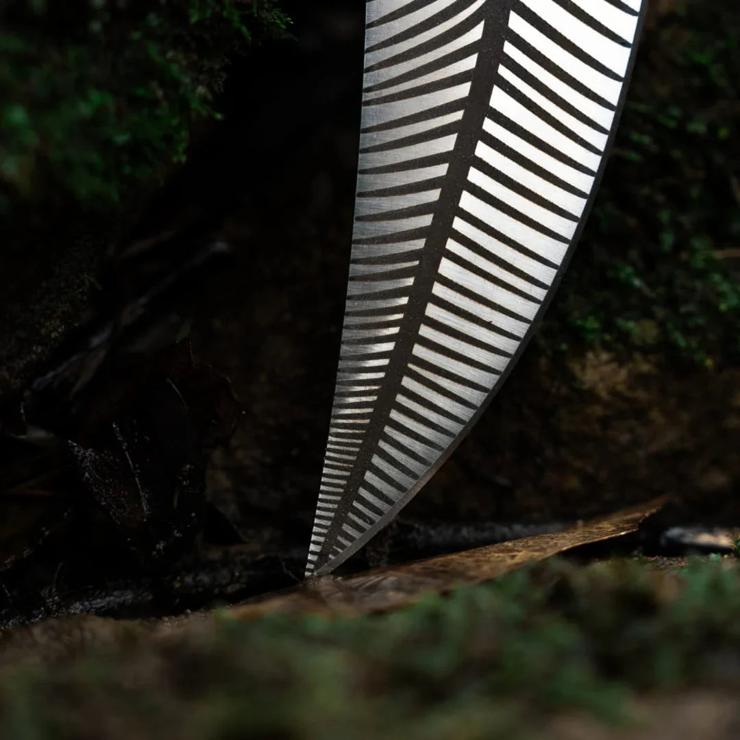 Takumi Hrafn™ - Japanskur fjöðurhnífur